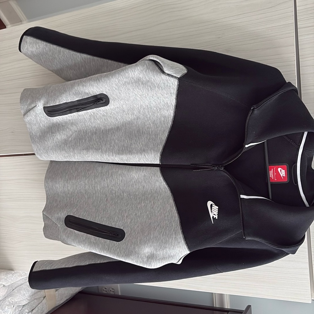 Men’s Nike Tech Fleece